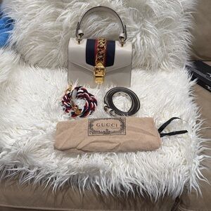 Gucci Cream Leather Top Handle Satchel with Navy and Red Web and Gold Hardware